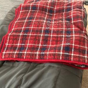 Martha Stewart Full/queen reversible plaid quilt